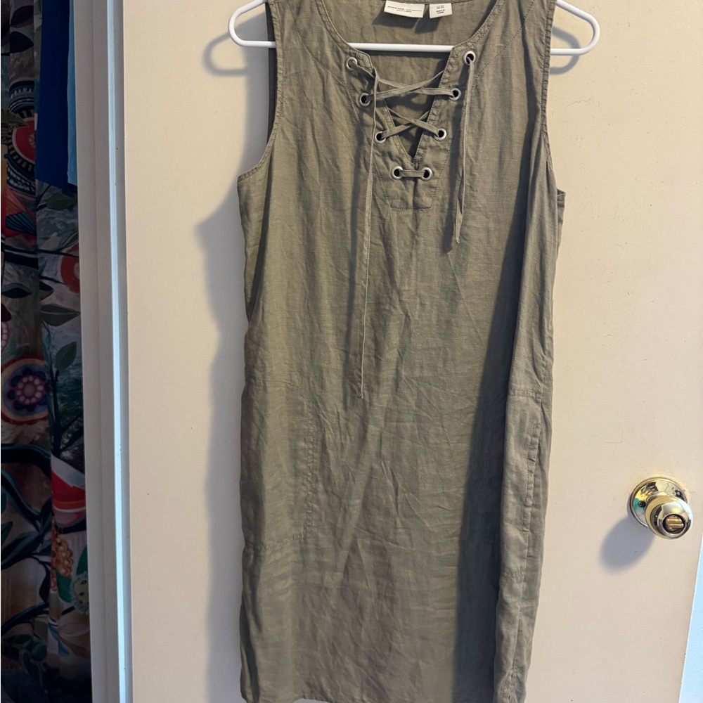 Adrienne Vittadini Green Sheath Dress Sleeveless Crew Neck